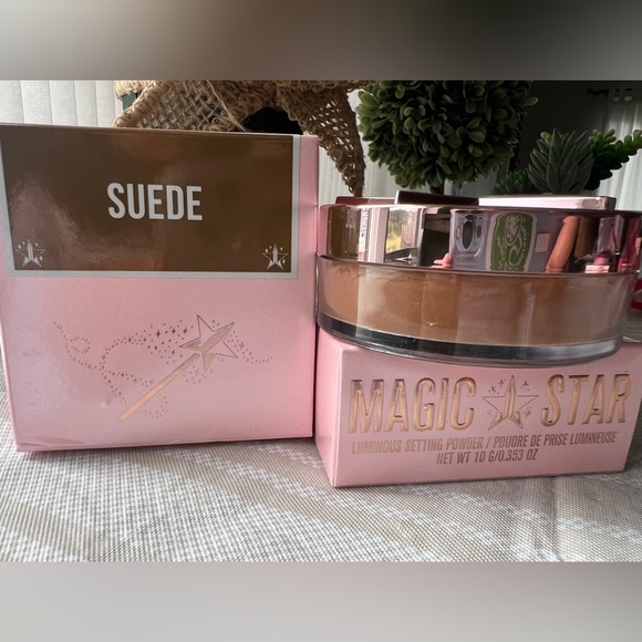 Jeffree Star Magic Star Luminous Setting Powder-Suede - Picture 5 of 5